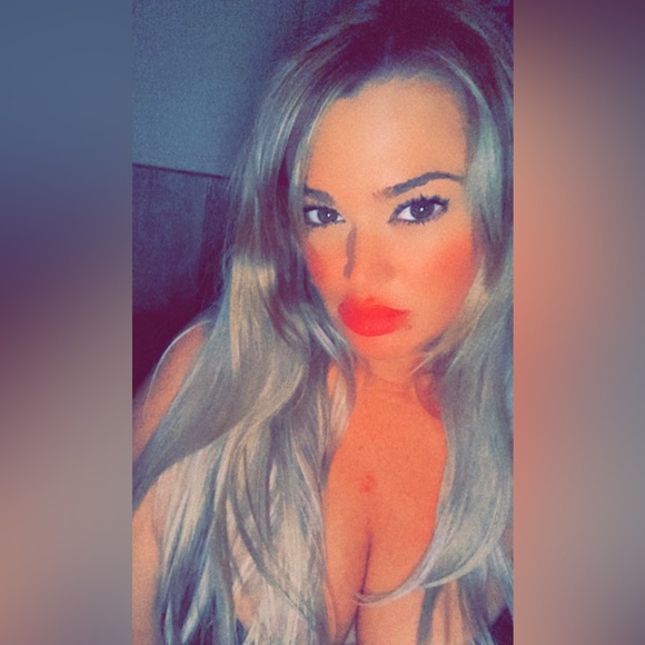 Meet your Posher, Kalynn - Picture 6 of 7